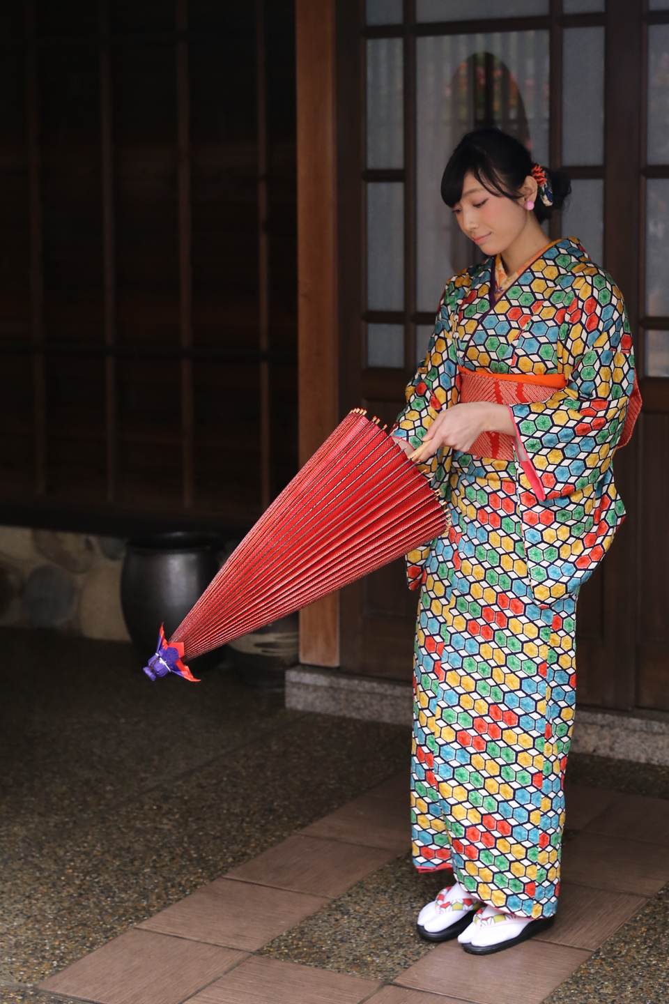 折一把日本雨伞 <span class='notranslate'> </span>